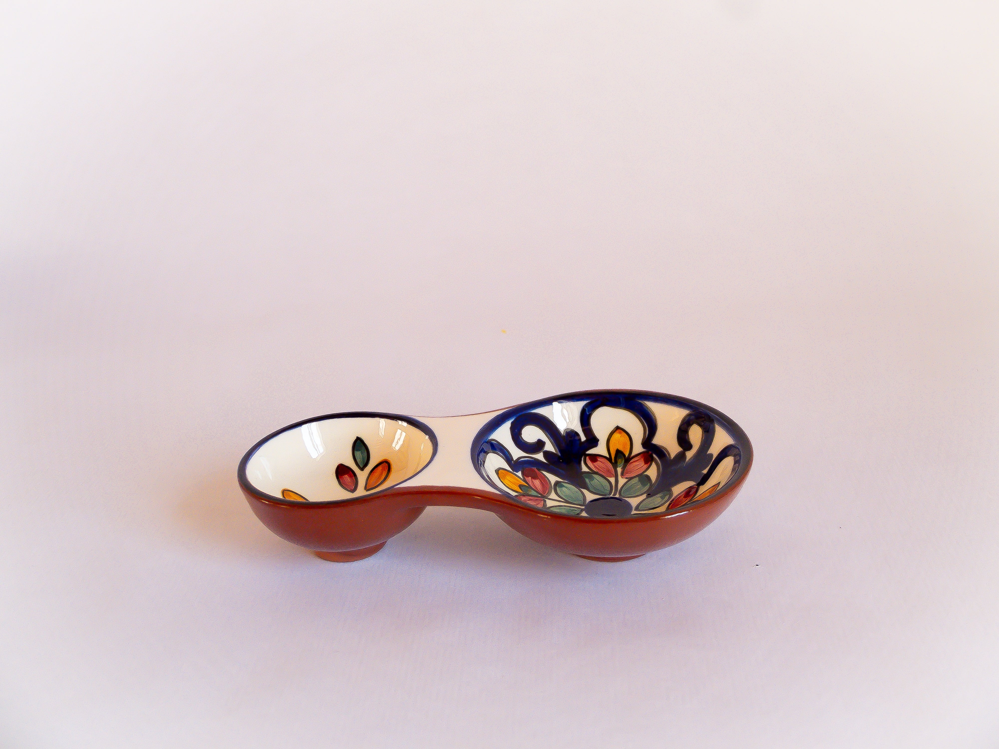 Bol à olives au motif traditionnel azulejo. Bol fabriqué et peint à la main au Portugal
