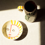 Joli petit bol en céramique ensoleillé, fabriqué et peint artisanalement au Portugal.